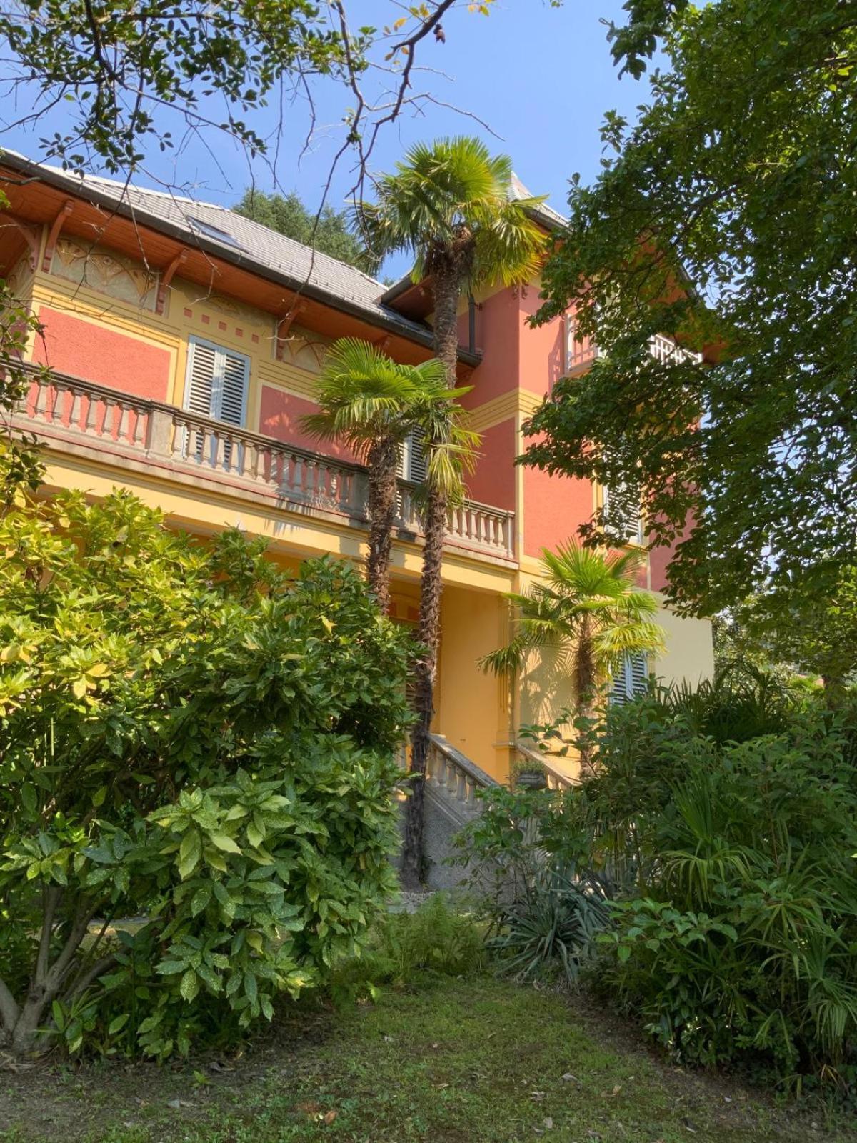 Villa Del Castanar Maccagno Exterior foto